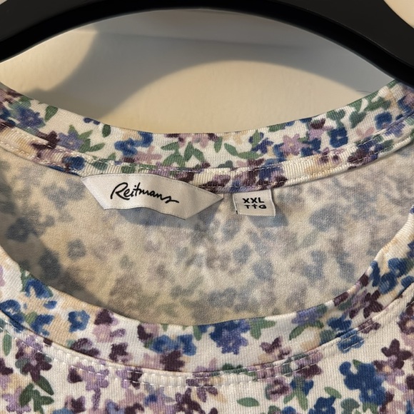 Soft floral crew neck tshirt - Picture 3 of 4